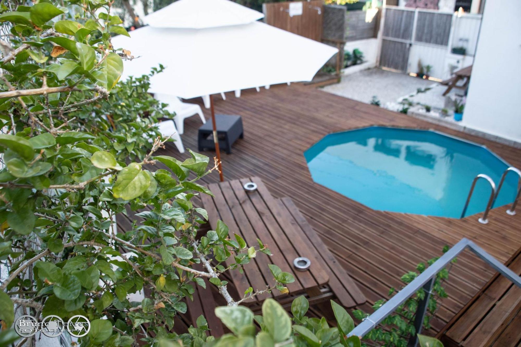 The Shed Surf Lodge Costa de Caparica Eksteriør billede